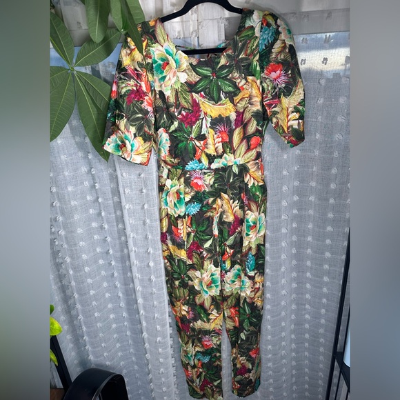 Farm Rio low back romper jungle flowers size M with beaded tassel ties! NWT! - Picture 3 of 12